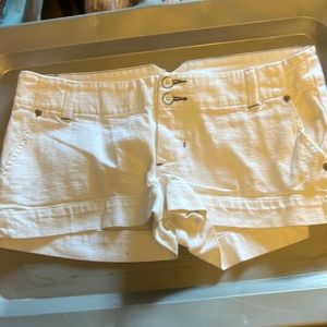 American Eagle white jean shorts size 6